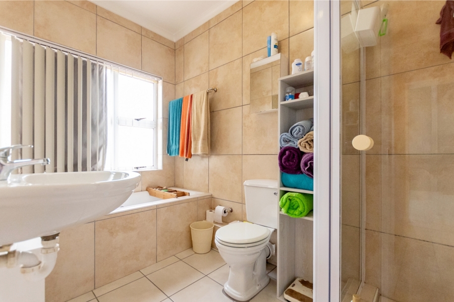 3 Bedroom Property for Sale in Laaiplek Western Cape